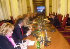 12. фебруар 2013. Чланови ПГП са Белорусијом у разговору са амбасадором Белорусије у Србији
